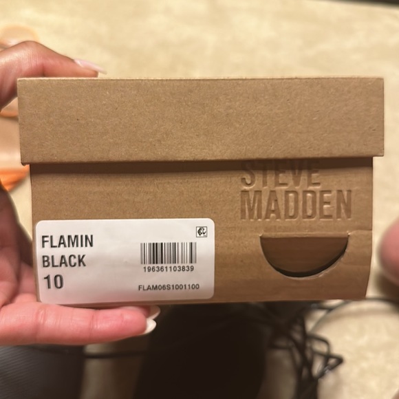 BNIB - New .. Steve Madden Flamin Black heels .. size US 10 - Picture 5 of 5